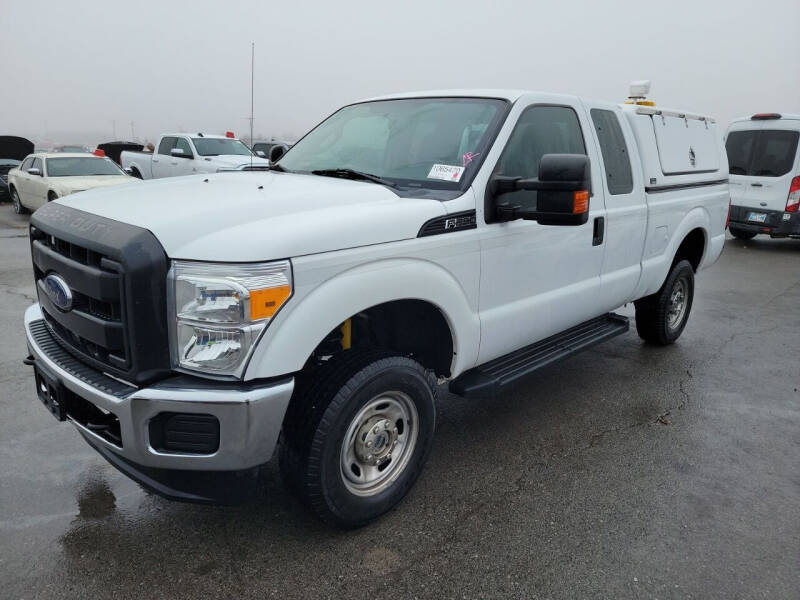 2015 Ford F-250 Super Duty XL's photo
