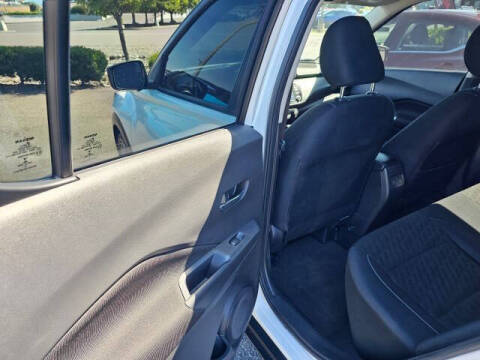 2022 Nissan Kicks SV