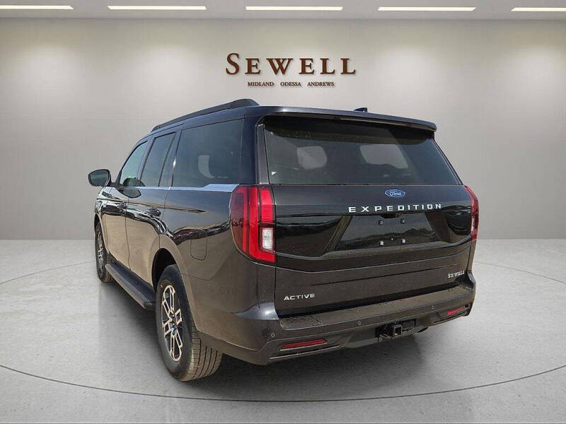 2026 Ford Expedition Active