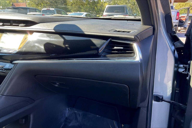 2023 Cadillac XT6 Sport