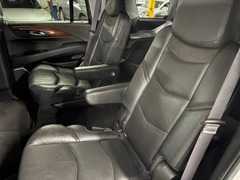 2017 Cadillac Escalade Premium Luxury