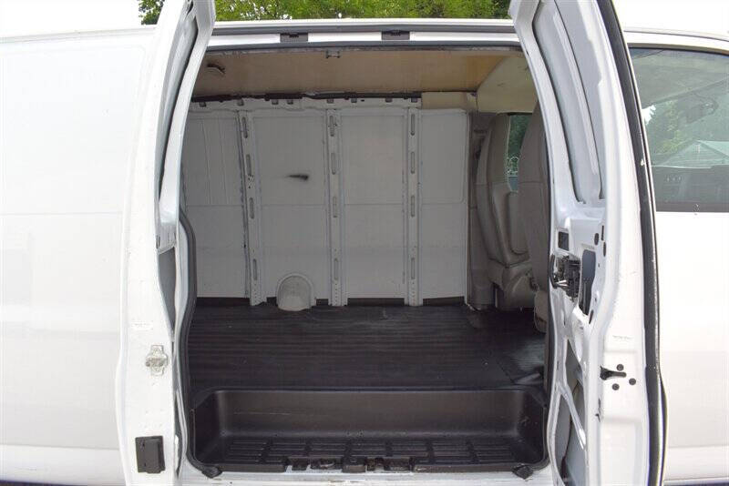 2021 Chevrolet Express 2500