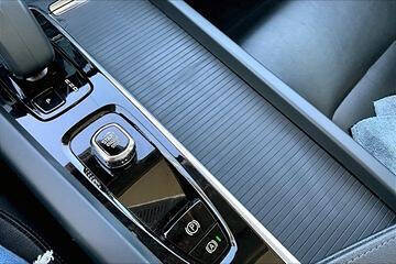 2024 Volvo S60 B5 Core Dark Theme