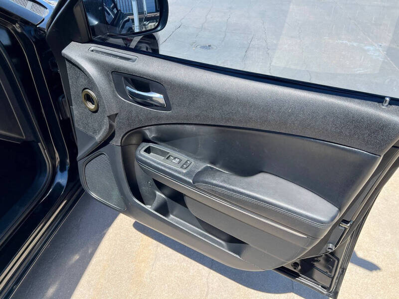 2013 Dodge Charger SE