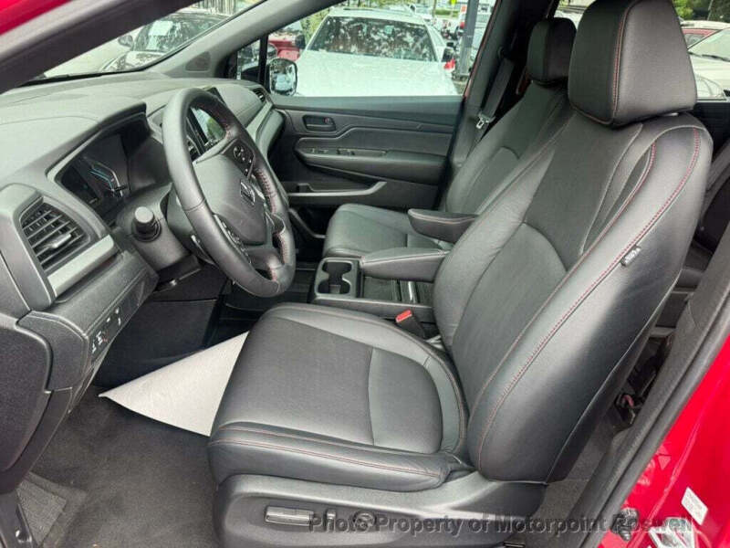2024 Honda Odyssey Sport