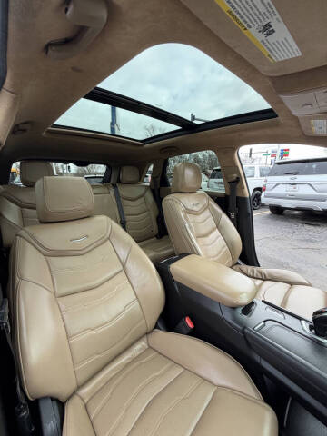 2017 Cadillac XT5 Platinum