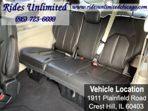 2017 Chrysler Pacifica Touring-L Plus