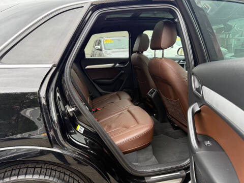 2017 Audi Q3 2.0T Prestige