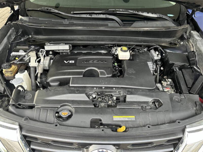 2018 Nissan Pathfinder SV