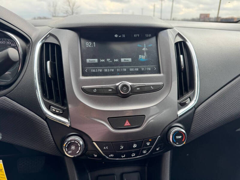 2018 Chevrolet Cruze LT Auto