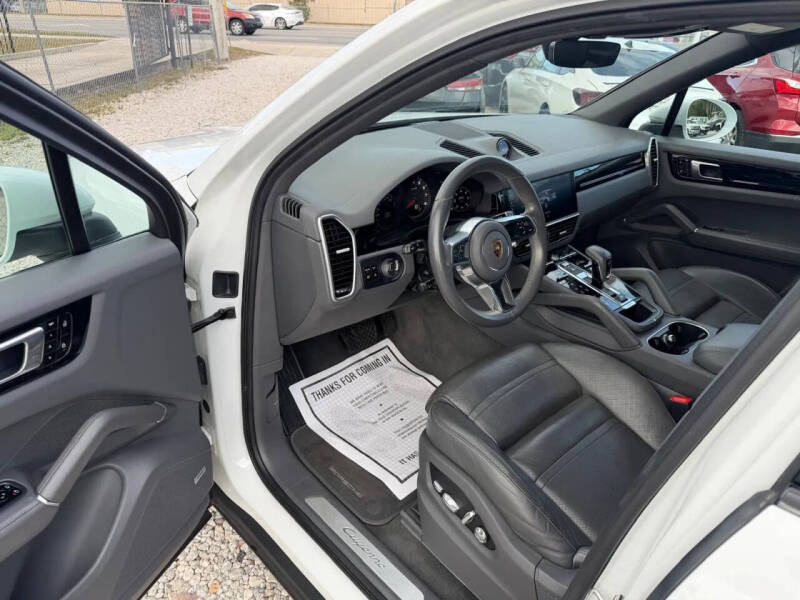 2020 Porsche Cayenne