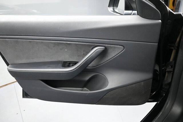 2019 Tesla Model 3 Mid Range