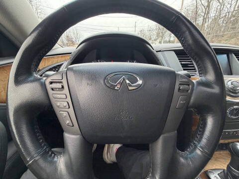 2011 Infiniti QX56