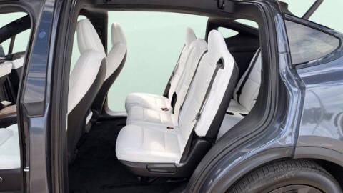 2023 Tesla Model X Standard Range