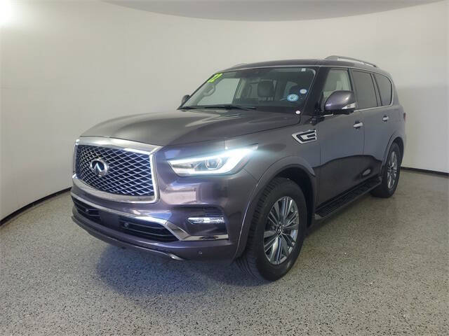2022 Infiniti QX80 Luxe