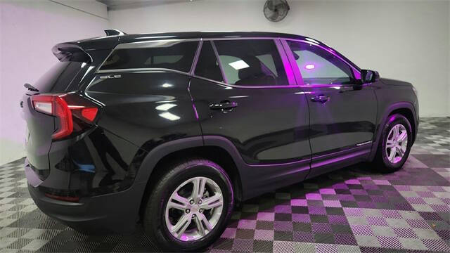 2024 GMC Terrain SLE