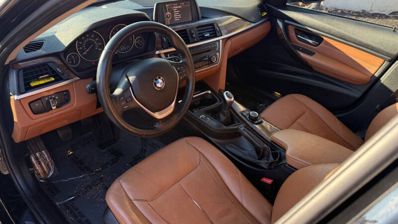 2013 BMW 3 Series 328i