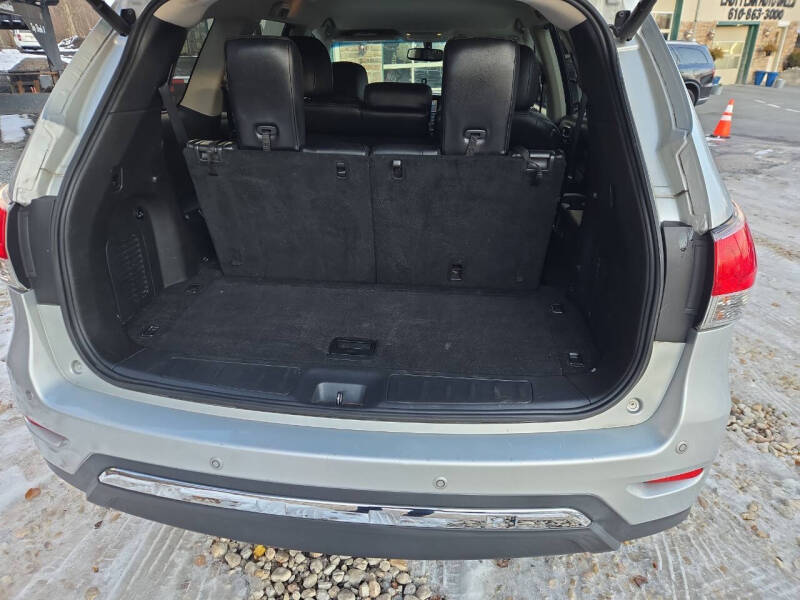 2014 Nissan Pathfinder SL