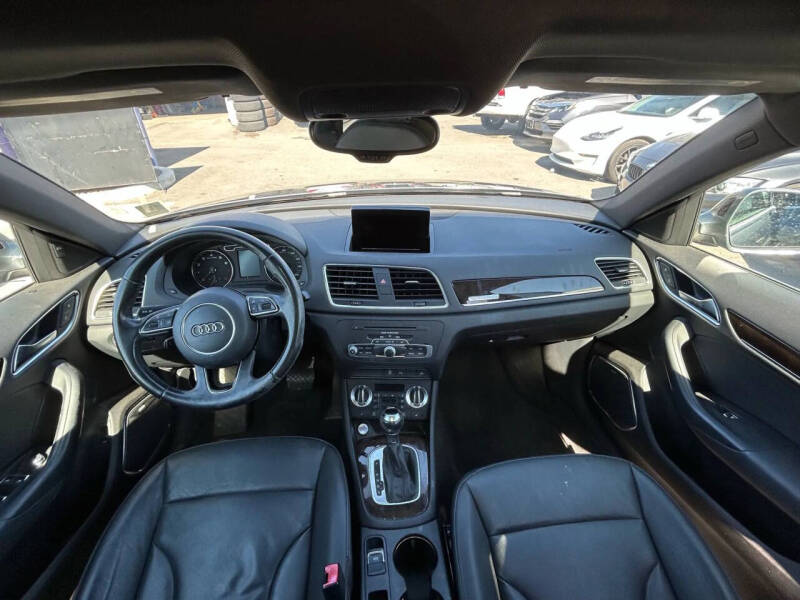 2015 Audi Q3 2.0T quattro Prestige