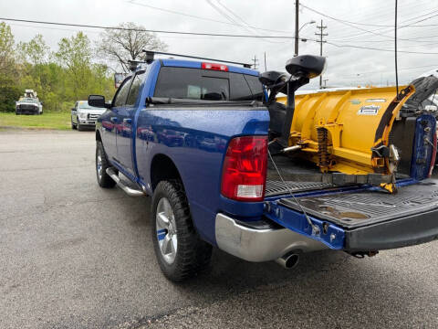 2016 RAM 1500 SLT