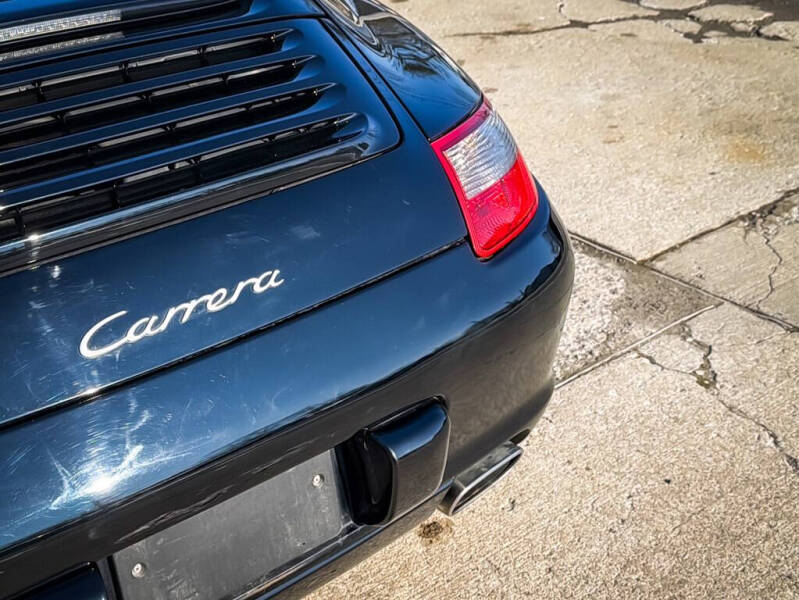 2005 Porsche 911 Carrera