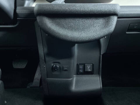 2025 Toyota Sienna Platinum 7-Passenger