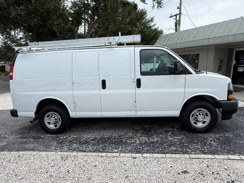 2023 Chevrolet Express 2500