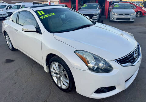 2011 Nissan Altima 3.5 SR