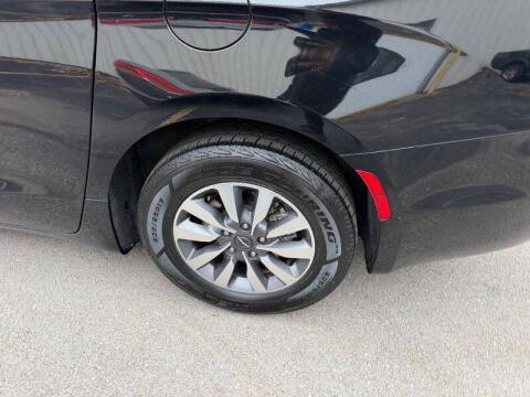 2024 Chrysler Pacifica Plug-In Hybrid