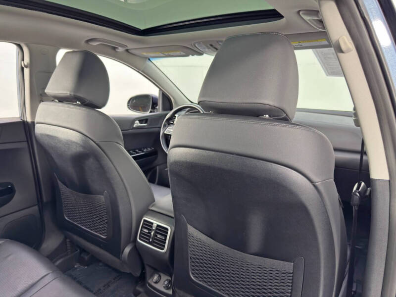 2022 Kia Sportage EX