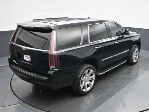 2019 Cadillac Escalade Luxury