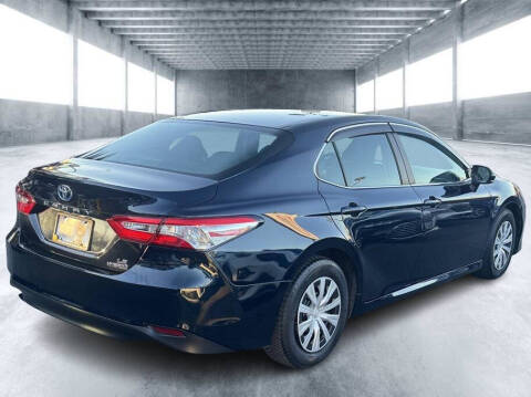 2018 Toyota Camry Hybrid LE