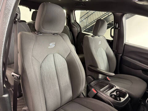 2018 Chrysler Pacifica Touring Plus