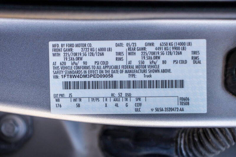 2023 Ford F-450 Super Duty Lariat