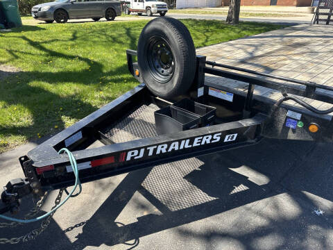 2024 PJ Trailers 8.5FT BY 25FT
