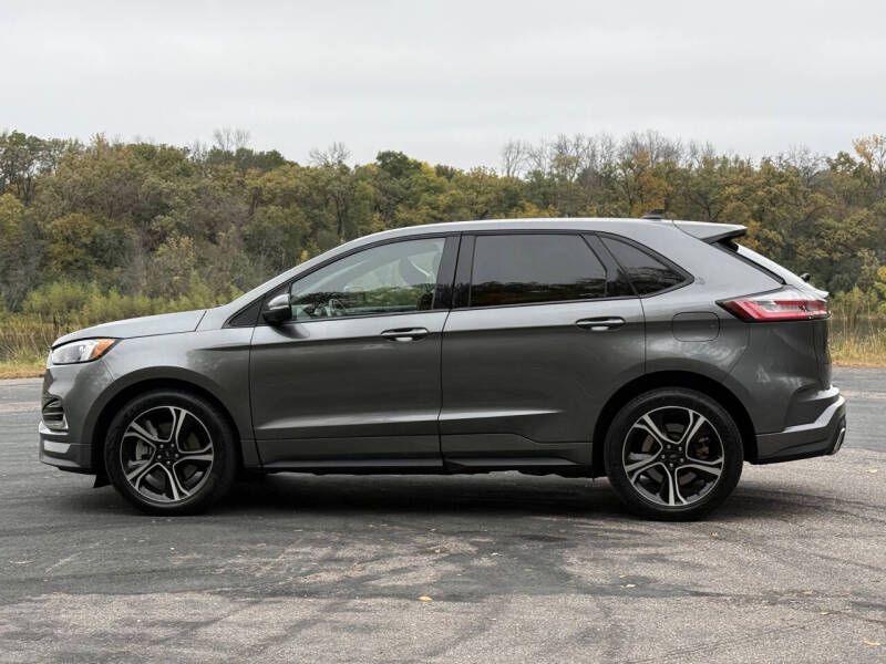 2022 Ford Edge ST