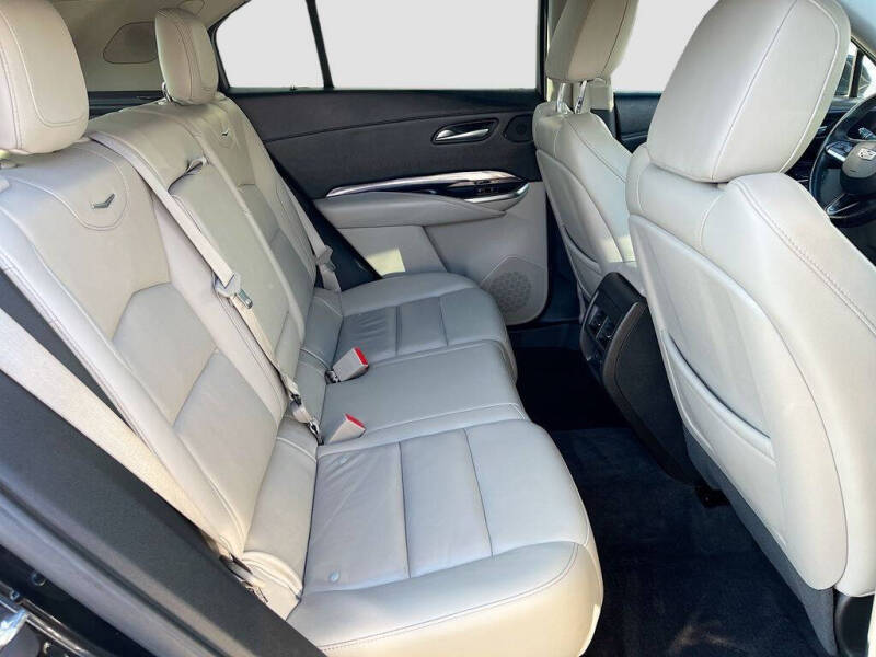 2023 Cadillac XT4 Luxury