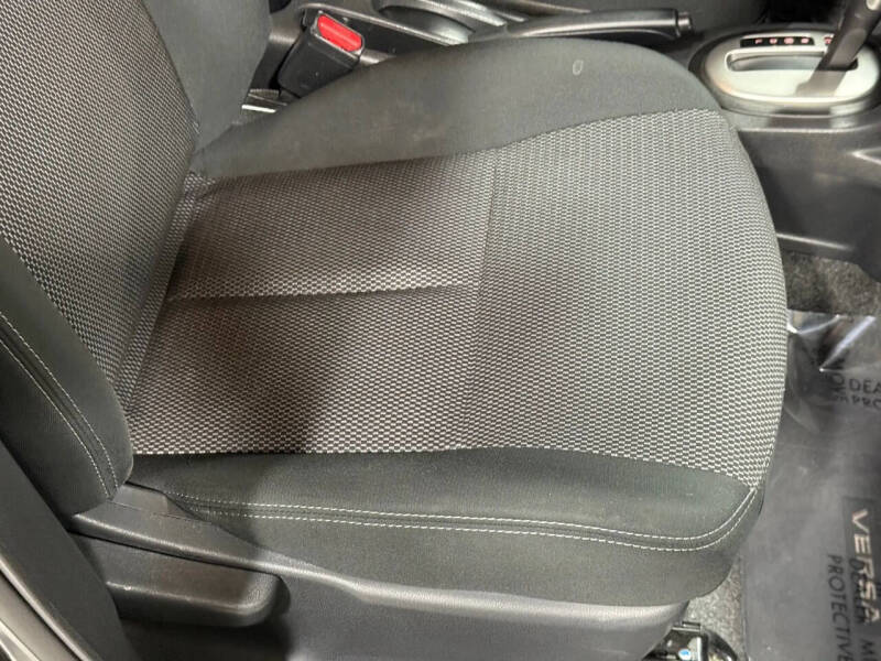 2019 Nissan Versa SV