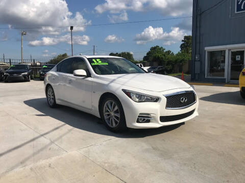 2015 Infiniti Q50