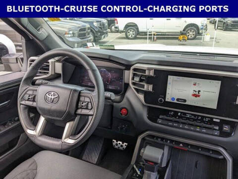 2025 Toyota Sequoia SR5