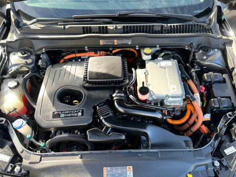 2017 Ford Fusion Energi SE Luxury