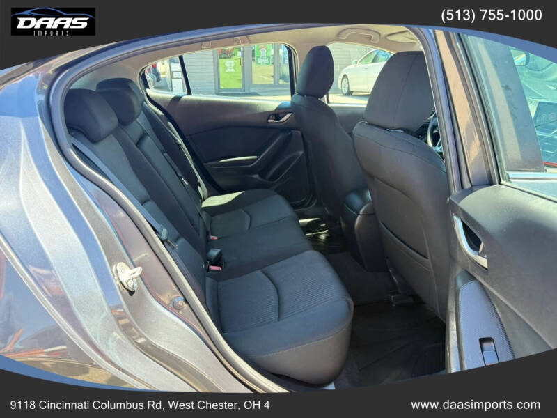 2016 Mazda MAZDA3 i Sport