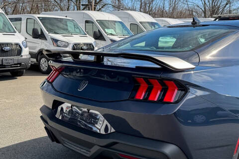 2025 Ford Mustang Dark Horse