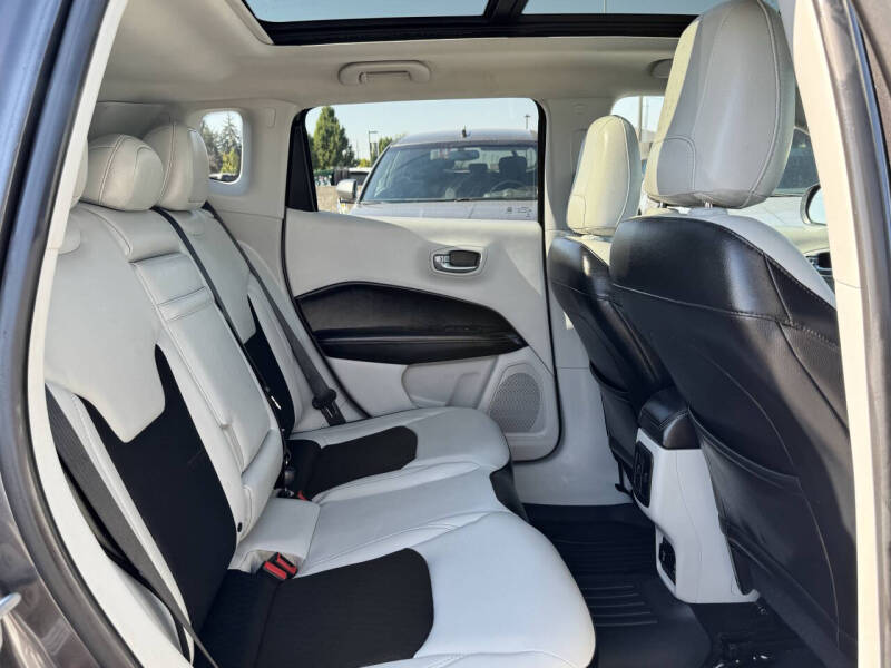 2017 Jeep Compass Latitude