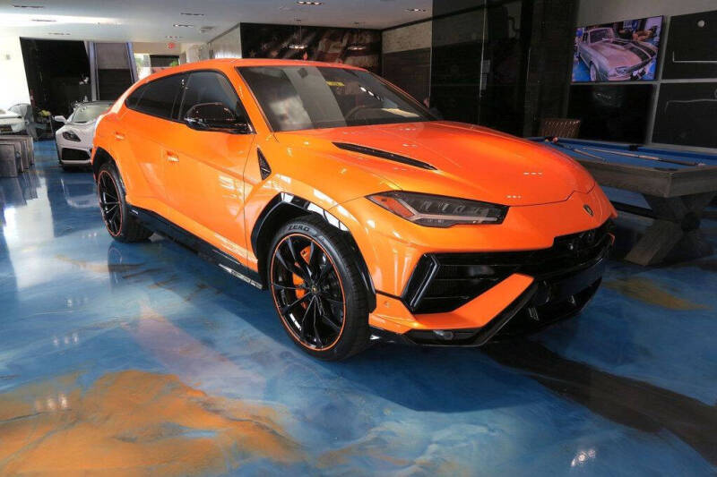 2024 Lamborghini Urus S