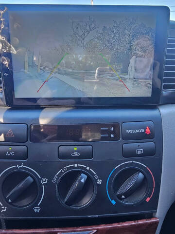 2004 Toyota Corolla LE