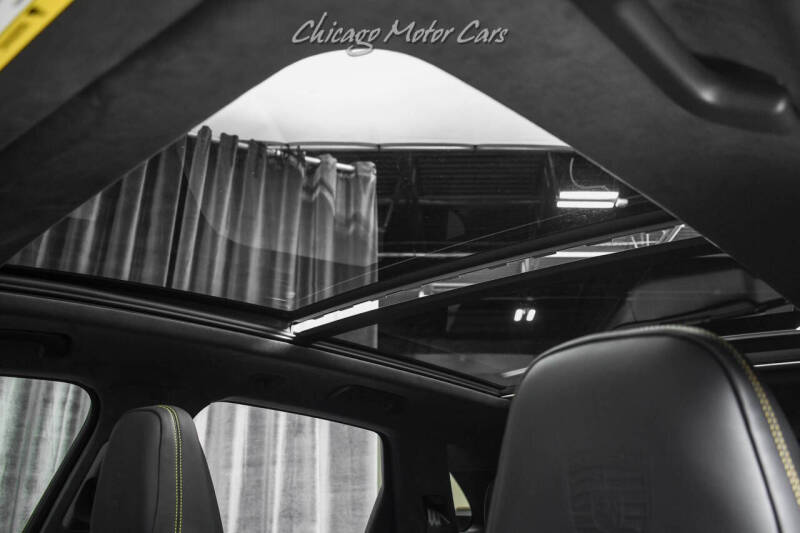 2025 Porsche Cayenne GTS