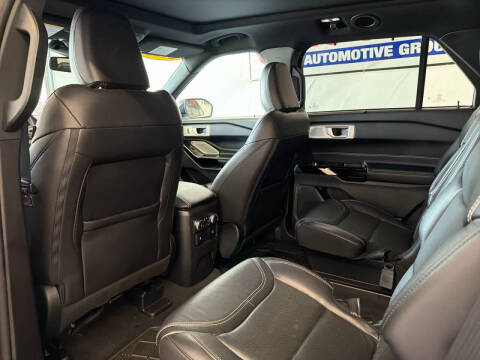 2022 Ford Explorer ST