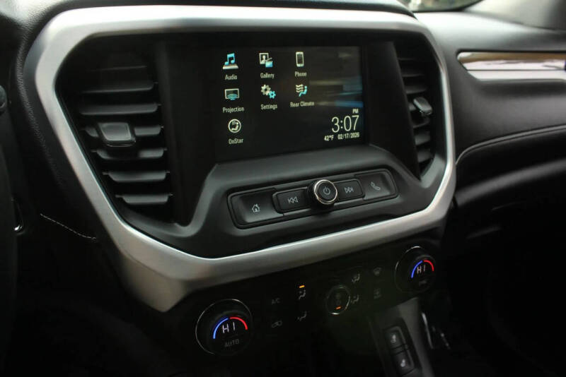 2017 GMC Acadia SLE-2