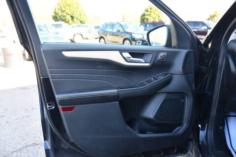 2021 Ford Escape Titanium